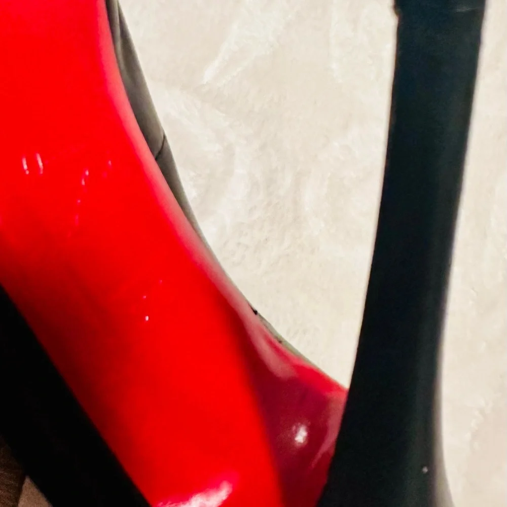 Chic Black and Red Women's Louboutin Heels - Picture 8 of 14